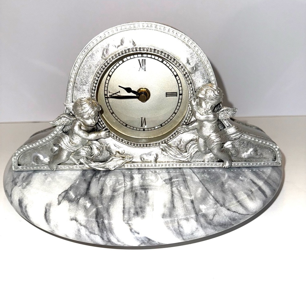 Vintage Heavy Silver Plated Mantle Clock Two Cherub Design With Roman Numerals